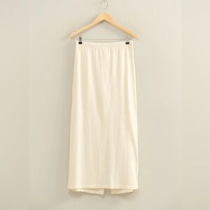 Essential Skirt - Cream